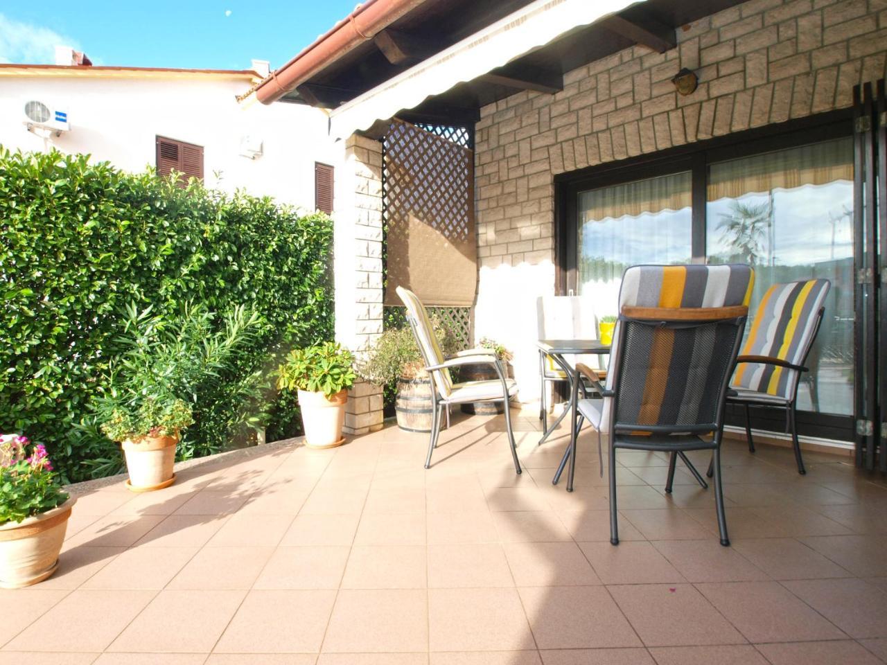 Apartments Ozren 311 Fazana Exterior photo