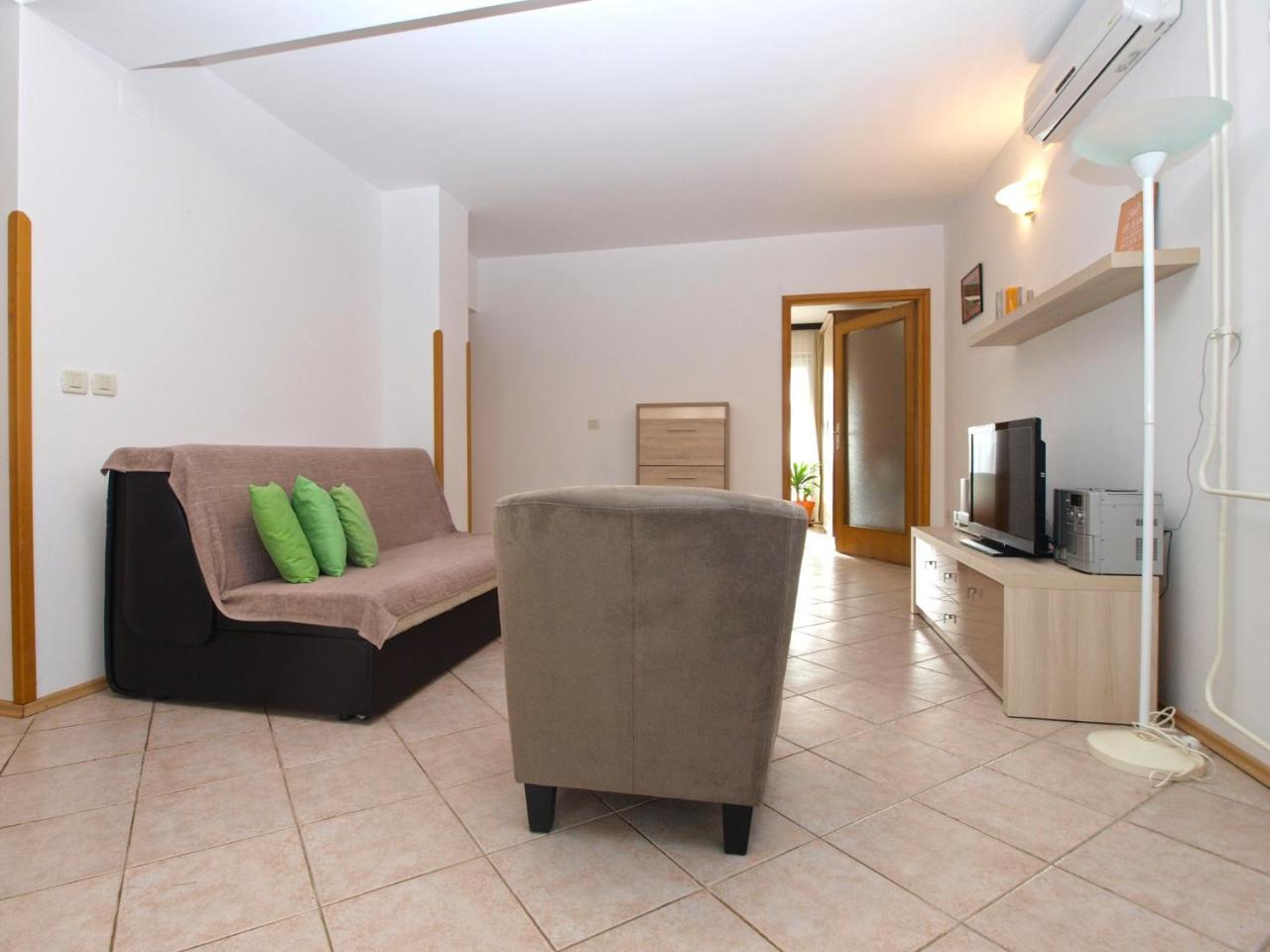 Apartments Ozren 311 Fazana Exterior photo