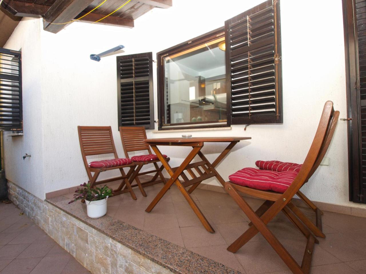 Apartments Ozren 311 Fazana Exterior photo